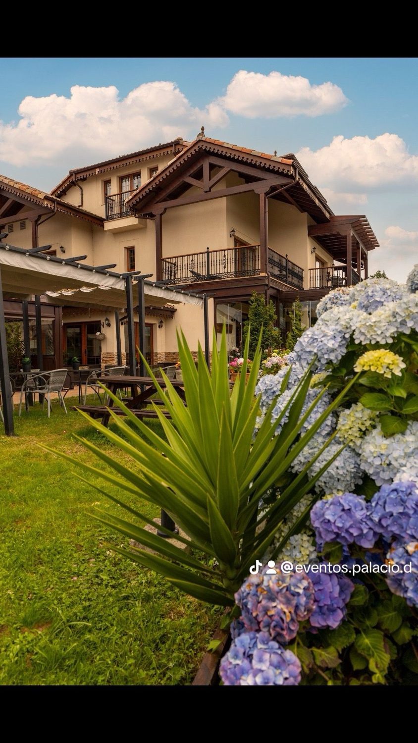 Jardín del hotel